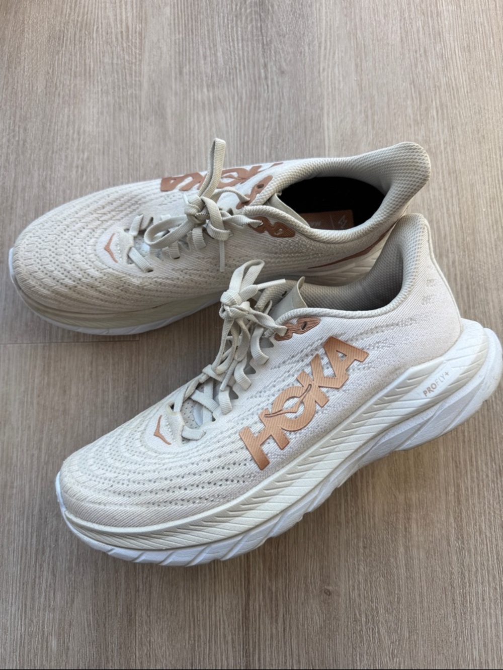 Hoka Mach 5
